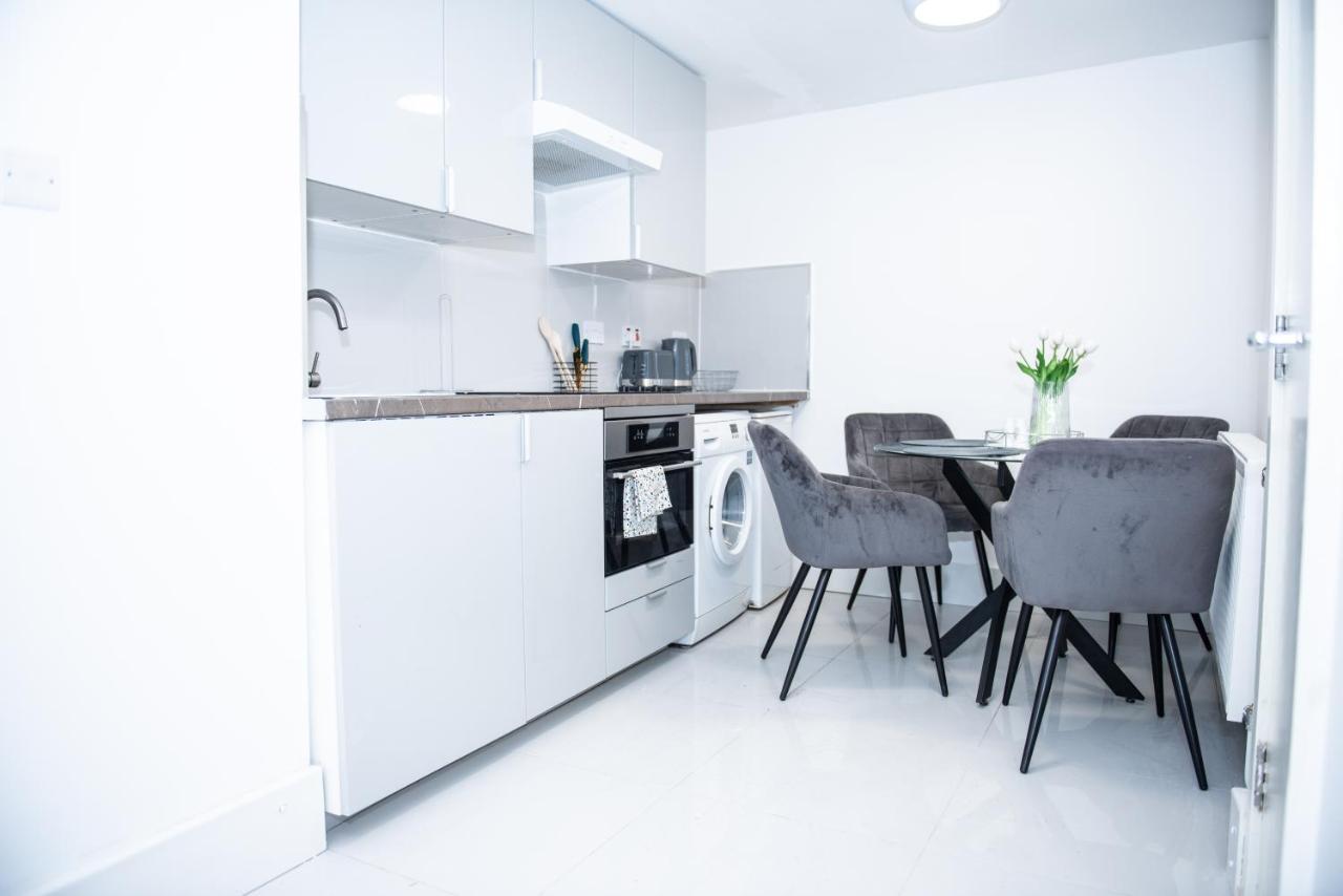 1B Apartment, 30 Mins To Oxford Street Londyn Zewnętrze zdjęcie