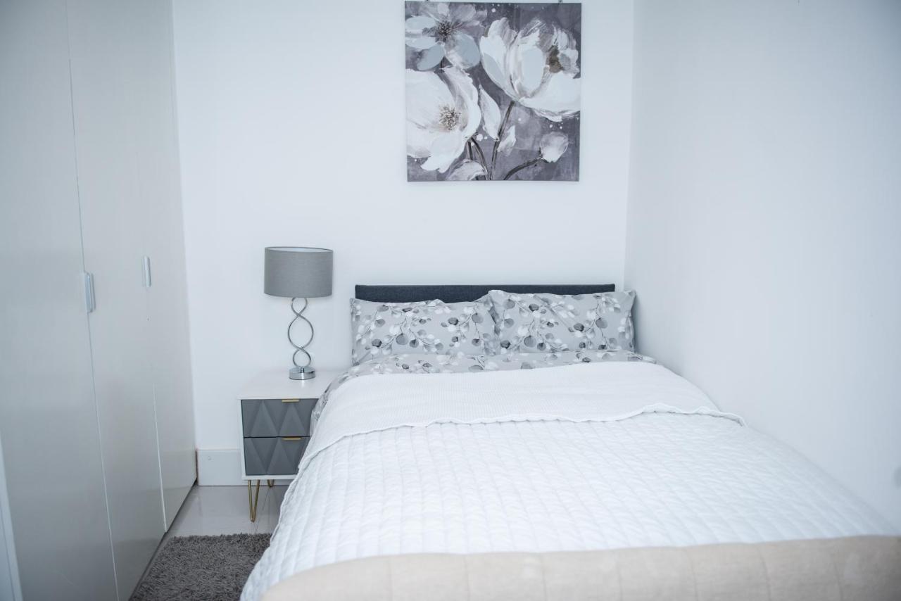 1B Apartment, 30 Mins To Oxford Street Londyn Zewnętrze zdjęcie