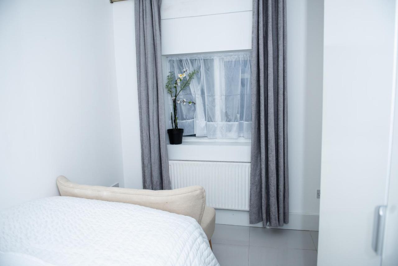 1B Apartment, 30 Mins To Oxford Street Londyn Zewnętrze zdjęcie