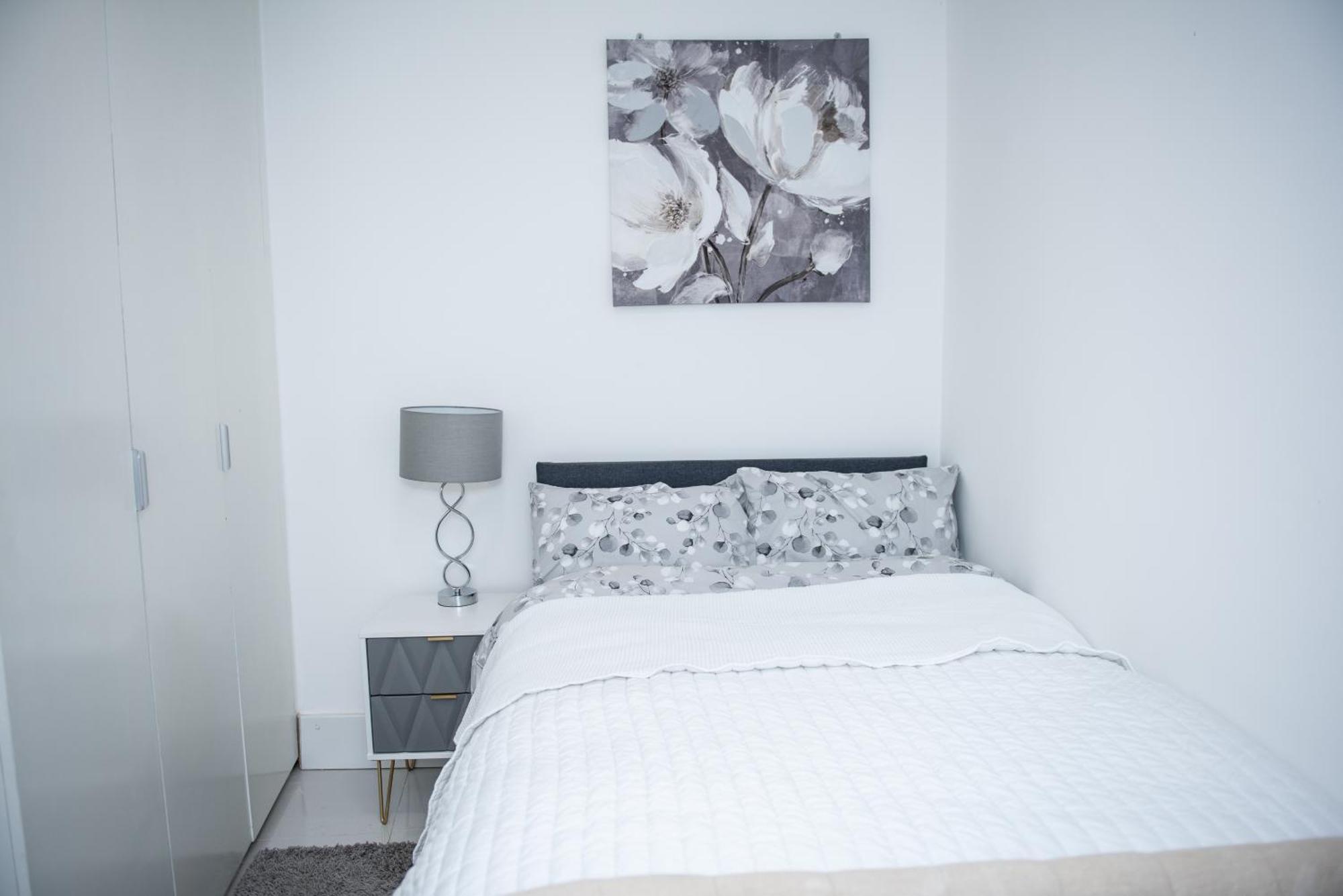 1B Apartment, 30 Mins To Oxford Street Londyn Zewnętrze zdjęcie