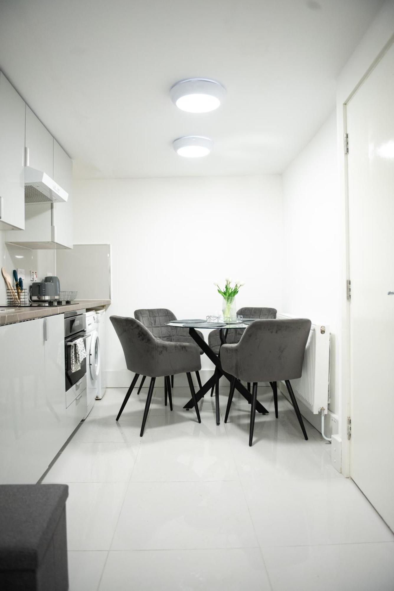 1B Apartment, 30 Mins To Oxford Street Londyn Zewnętrze zdjęcie