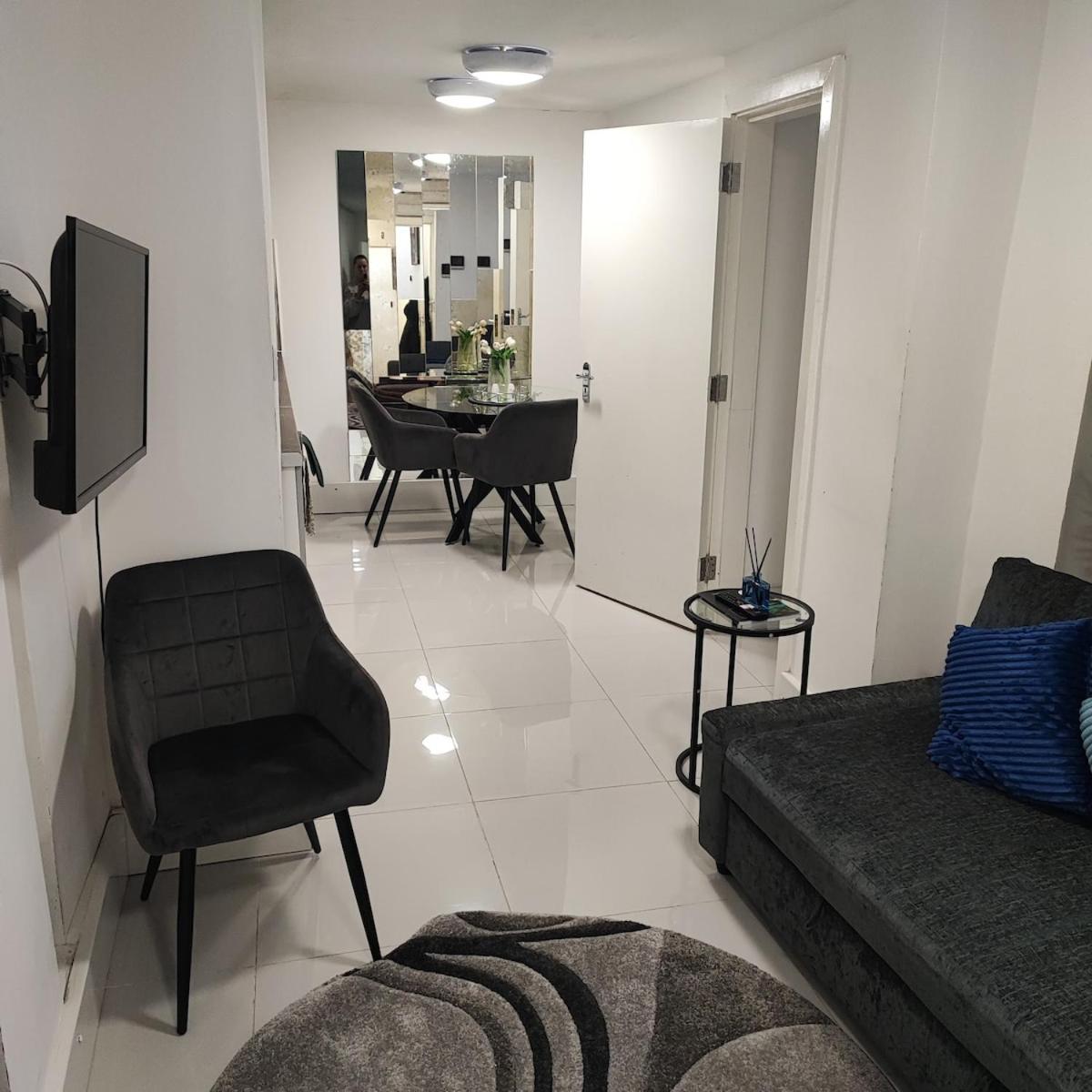 1B Apartment, 30 Mins To Oxford Street Londyn Zewnętrze zdjęcie